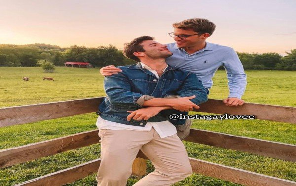 Skandal Video Bokep Gay Viral  KOTA BAUBAU